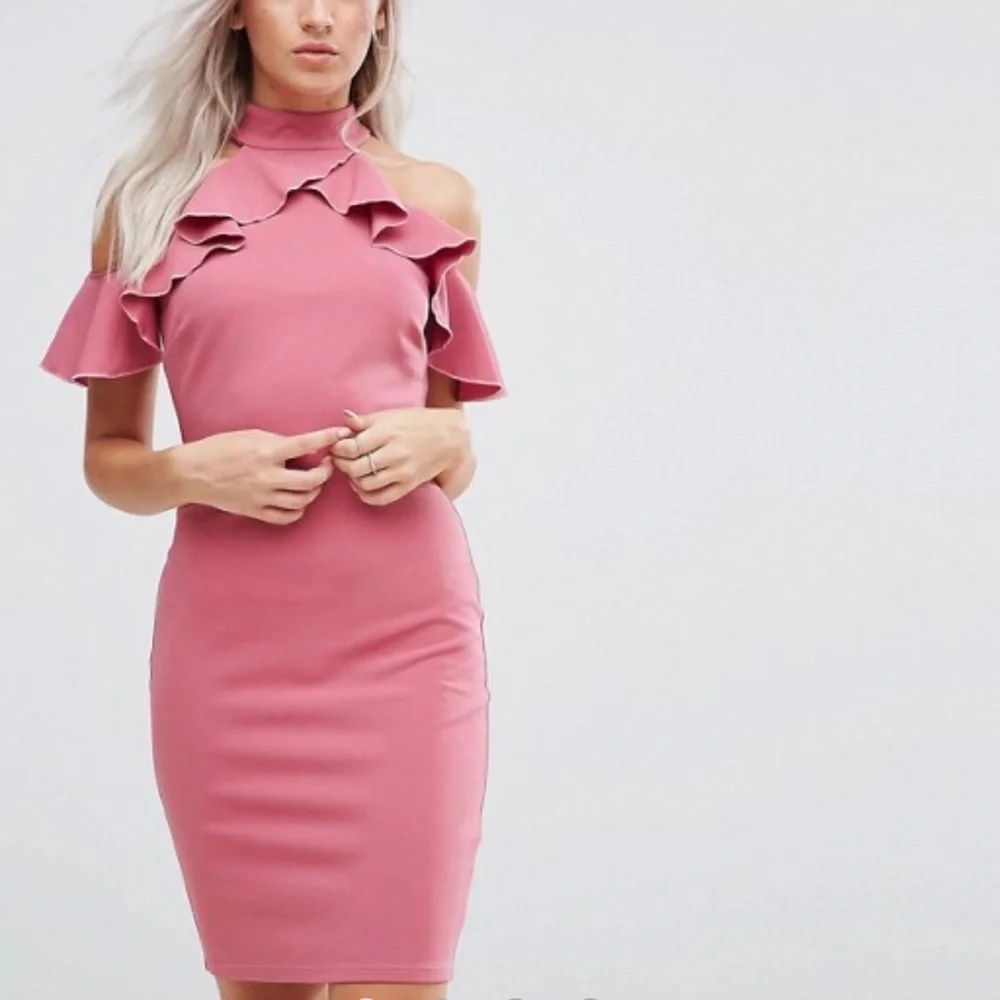 Dress - Picture 2 of 3